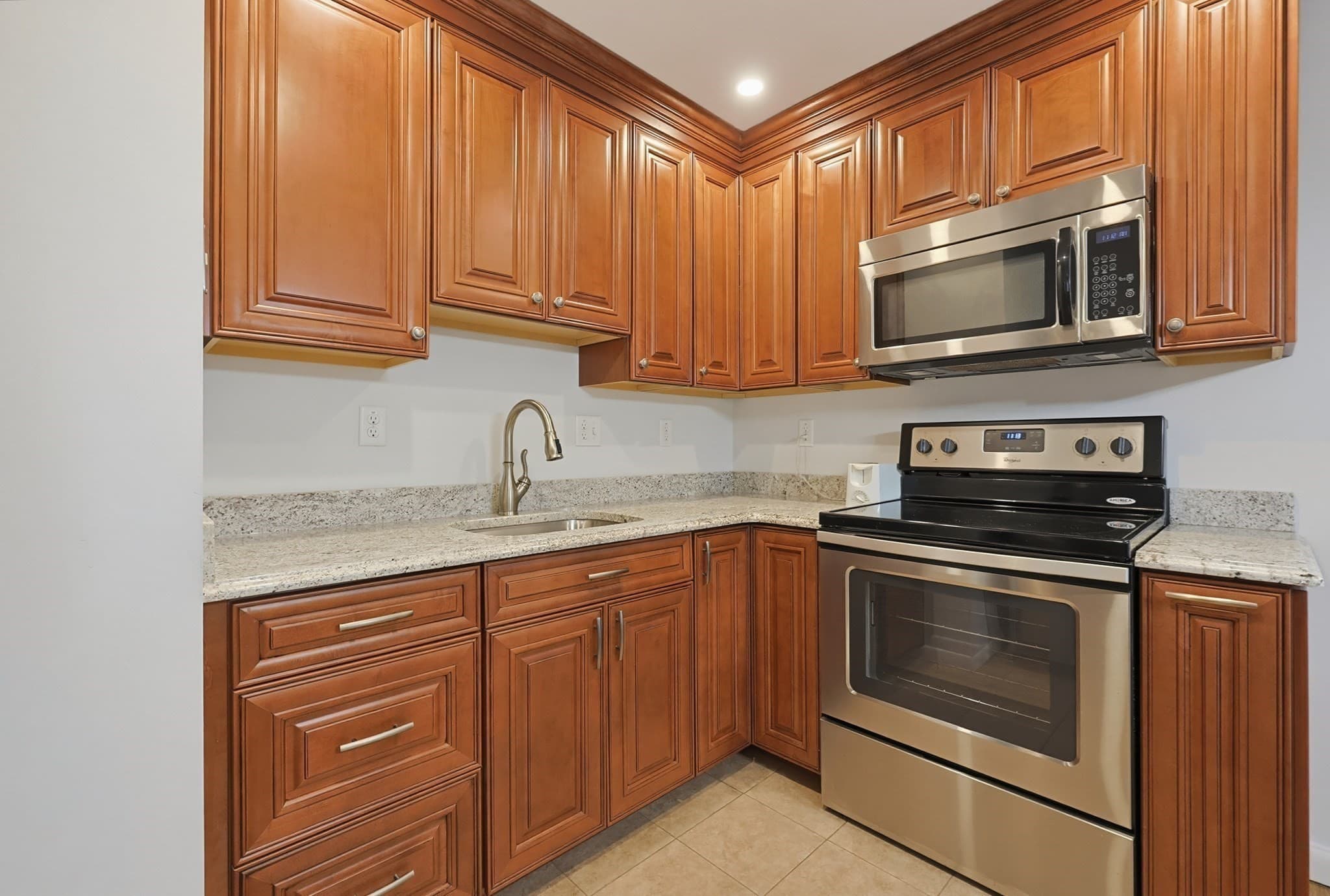 Condominium at 1185 Adams St # 17, Boston MA 02124, Boston, photo 5 of 25