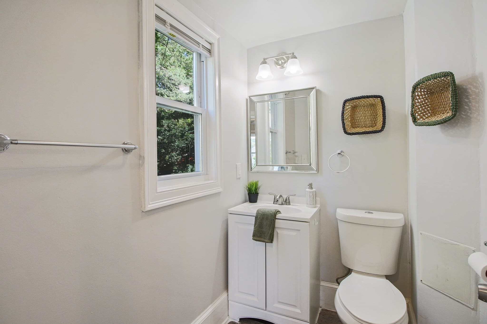Single Family Residence at 4 Longfellow Road, Worcester MA 01602, Worcester, photo 26 of 42