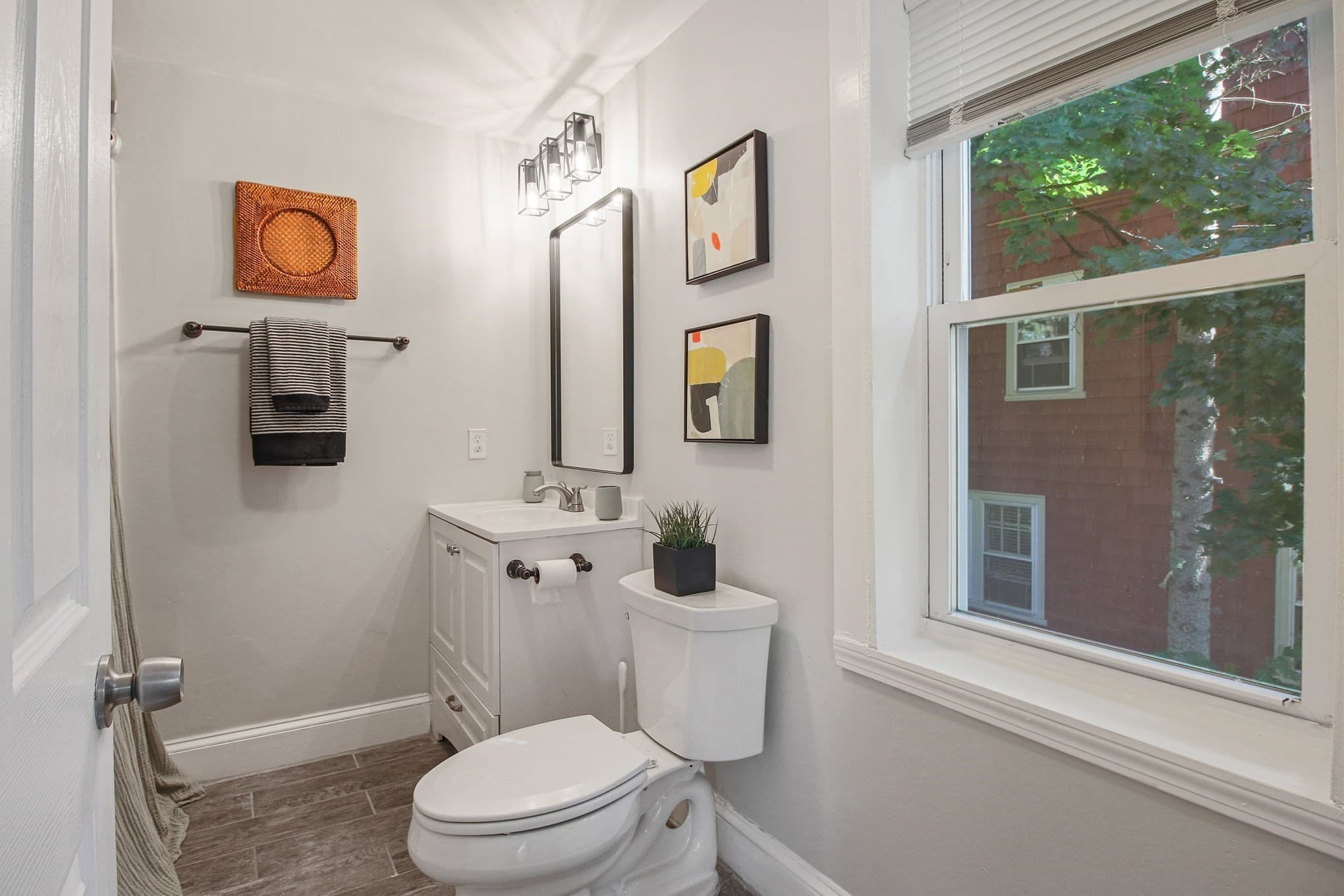 Single Family Residence at 4 Longfellow Road, Worcester MA 01602, Worcester, photo 38 of 42