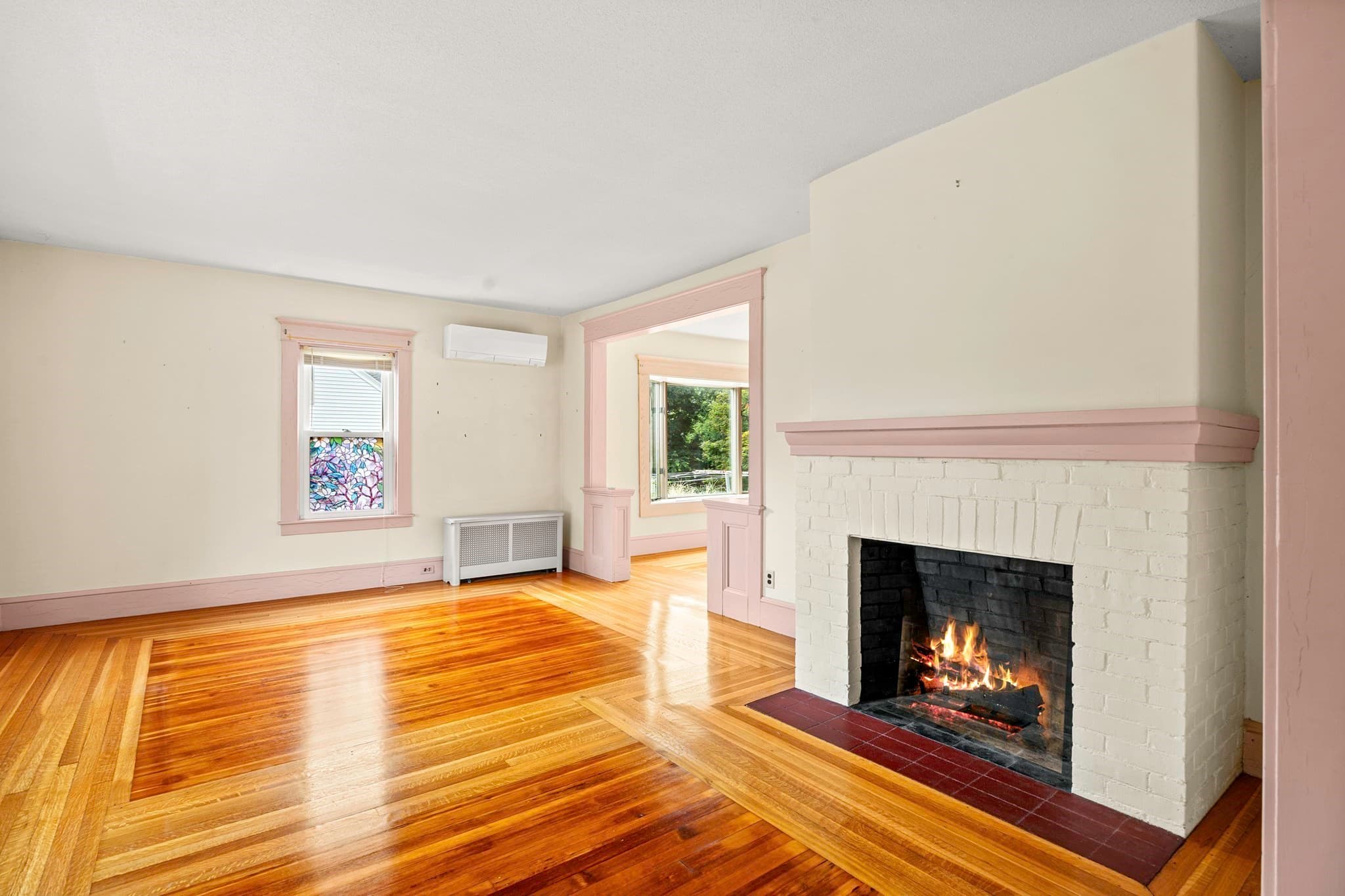 Single Family Residence at 69 East St, South Hadley MA 01075, South Hadley, photo 9 of 38