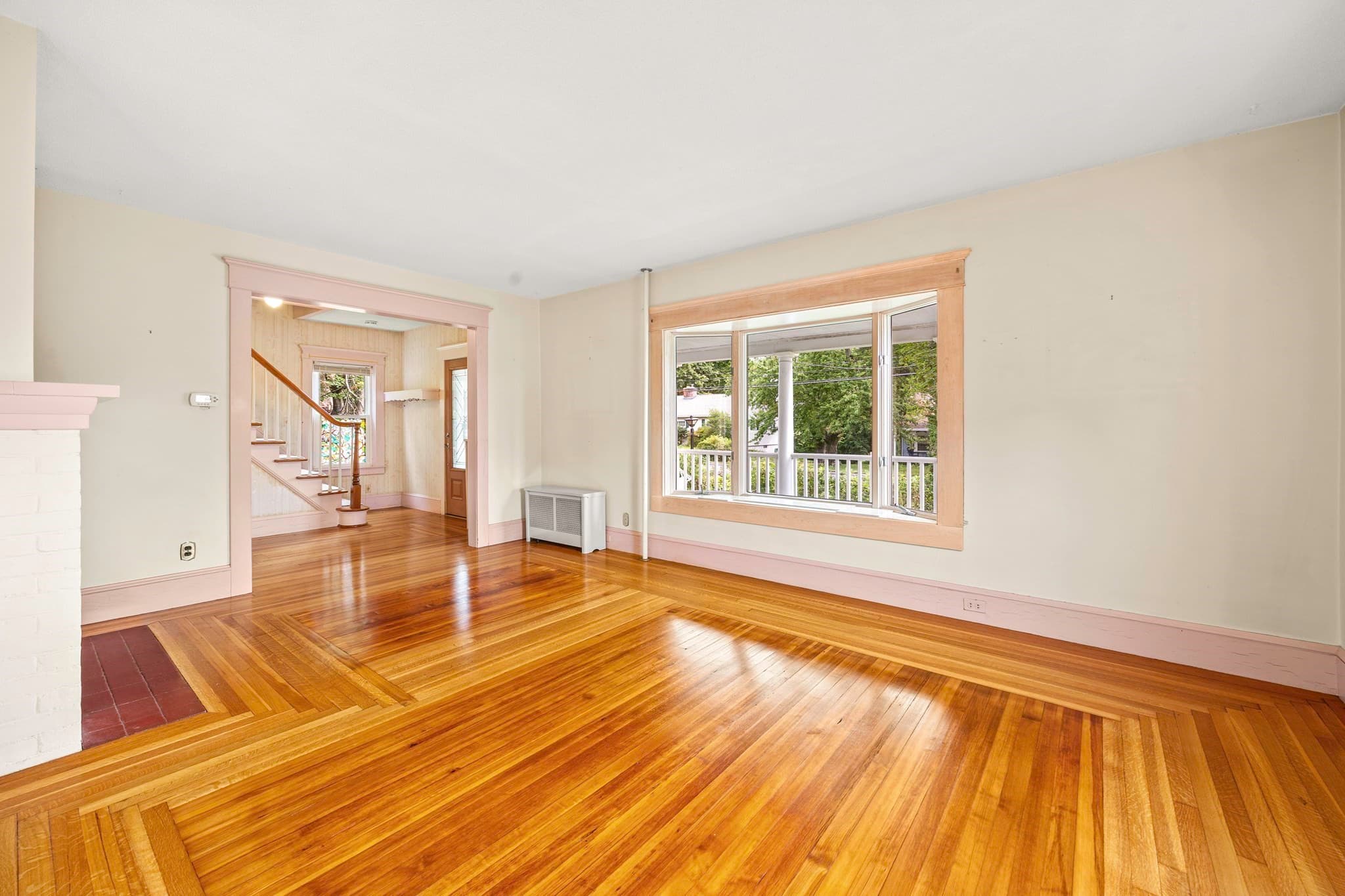 Single Family Residence at 69 East St, South Hadley MA 01075, South Hadley, photo 10 of 38