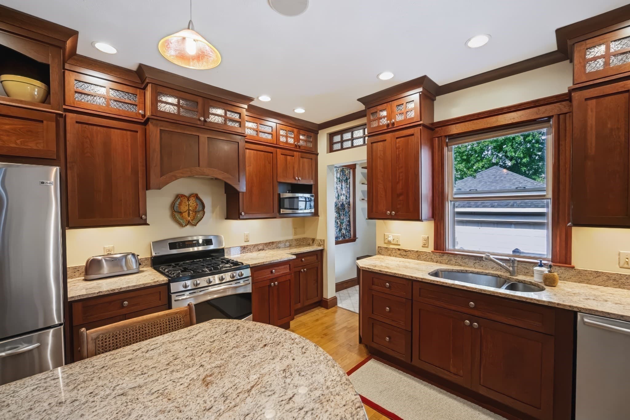 Single Family Residence at 52 Vane St, Quincy MA 02171, photo 4 of 42