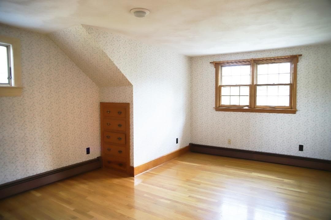 Single Family Residence at 6 Edgewood Ln, Mattapoisett MA 02739, Mattapoisett, photo 9 of 15