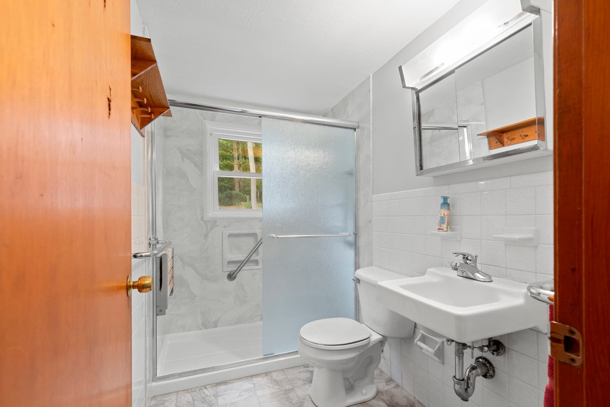 Single Family Residence at 24 Fresh Pond Cir, Plymouth MA 02360, Plymouth, photo 22 of 37