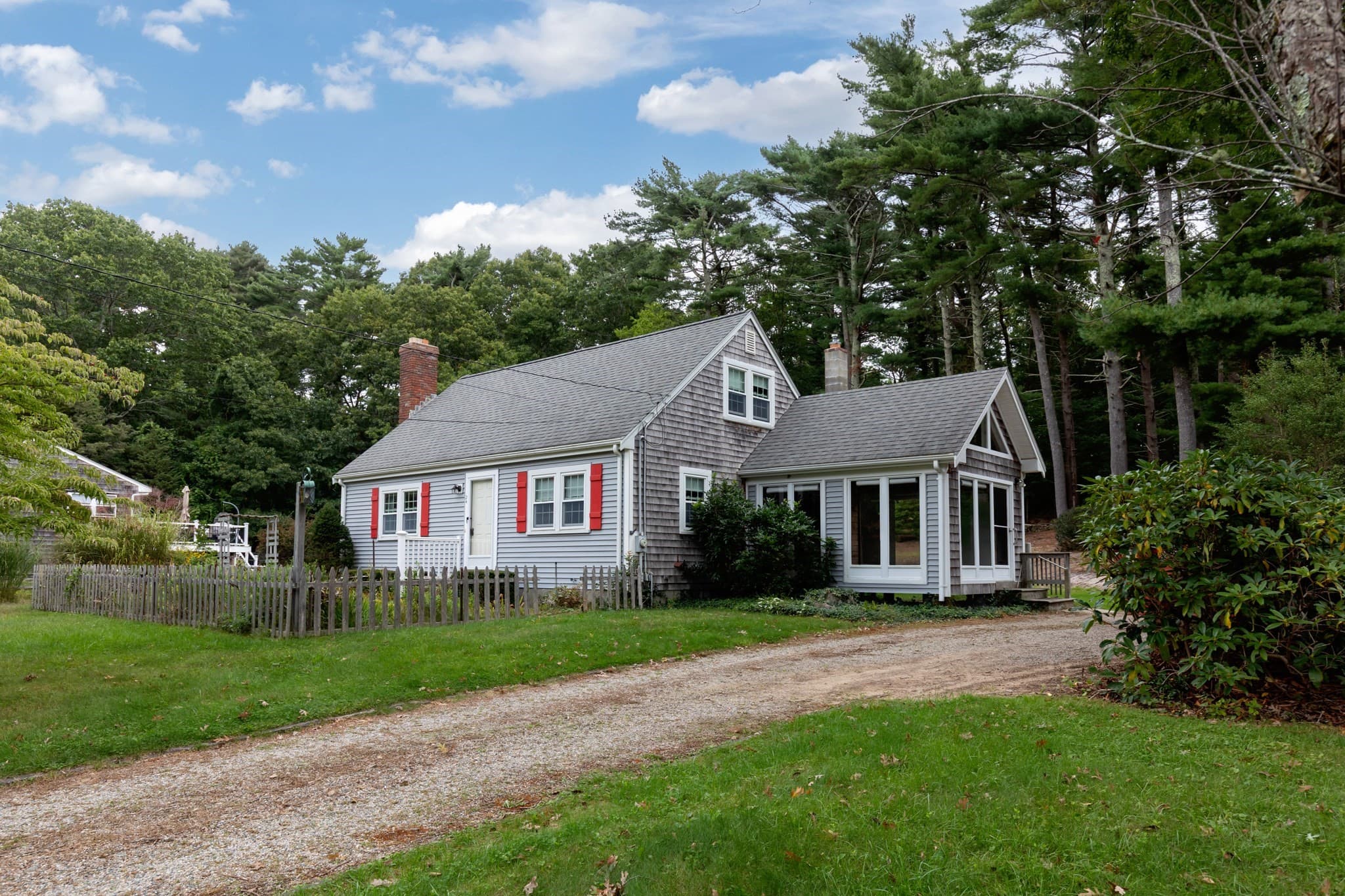 Single Family Residence at 24 Fresh Pond Cir, Plymouth MA 02360, Plymouth, photo 3 of 37