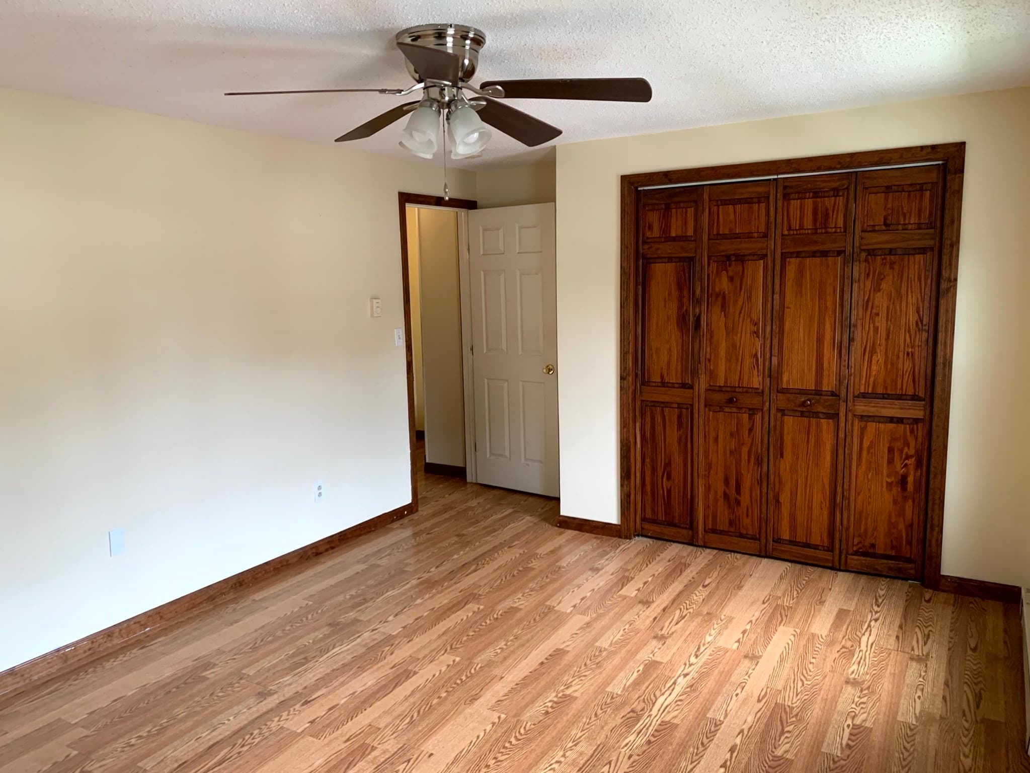 Condominium at 283 Fuller Rd # T, Chicopee MA 01020, Chicopee, photo 32 of 35