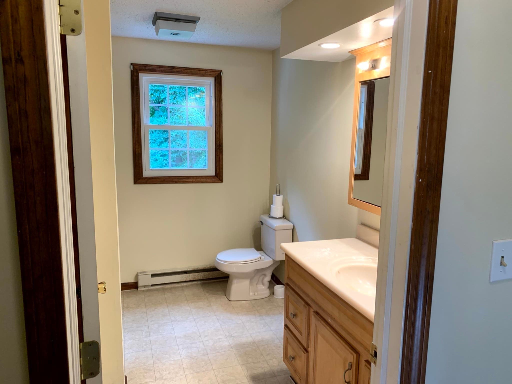 Condominium at 283 Fuller Rd # T, Chicopee MA 01020, Chicopee, photo 24 of 35