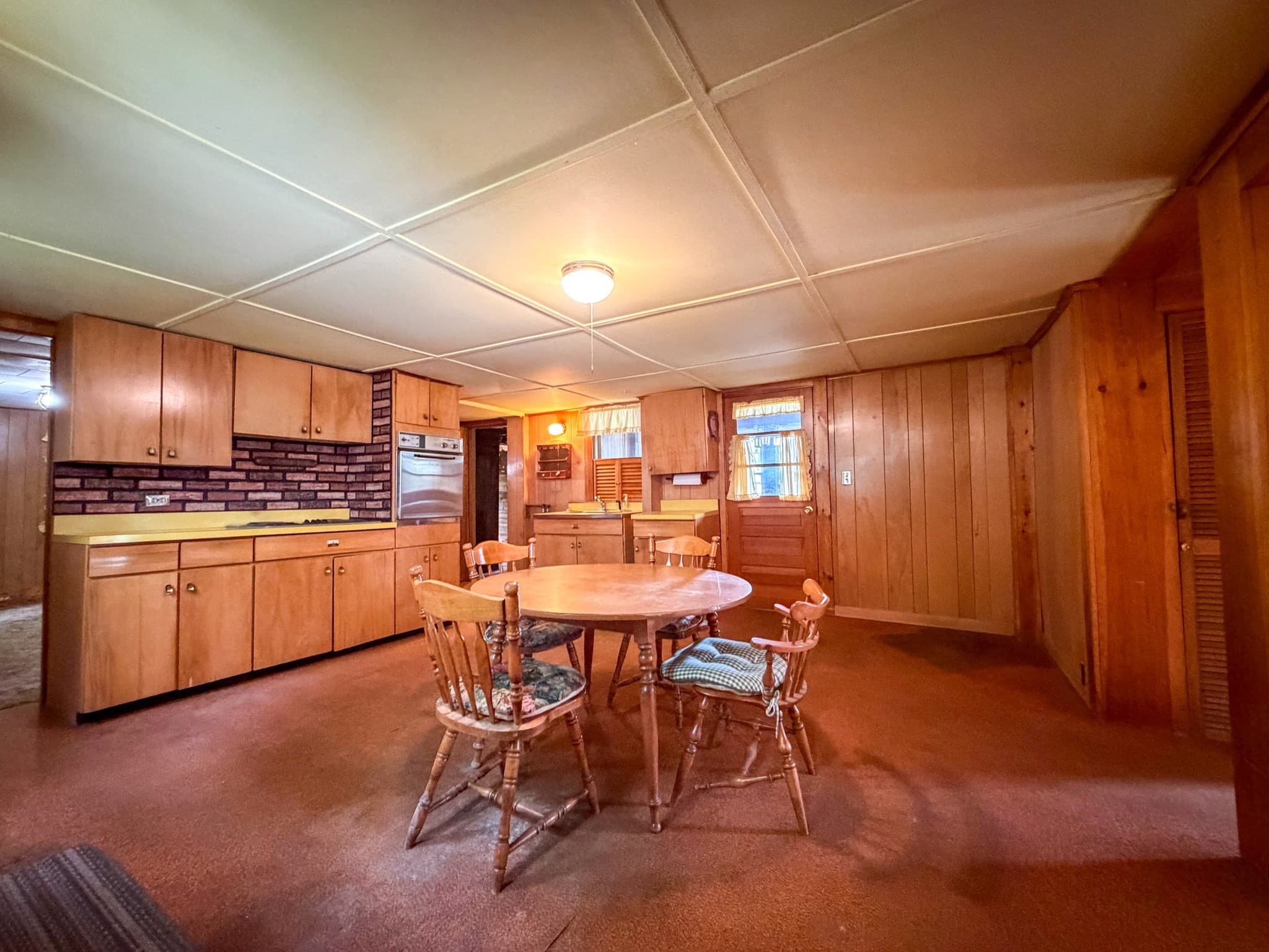 2 Family - 2 Units Up/Down at 1386 Pleasant St, Athol MA 01331, photo 3 of 33