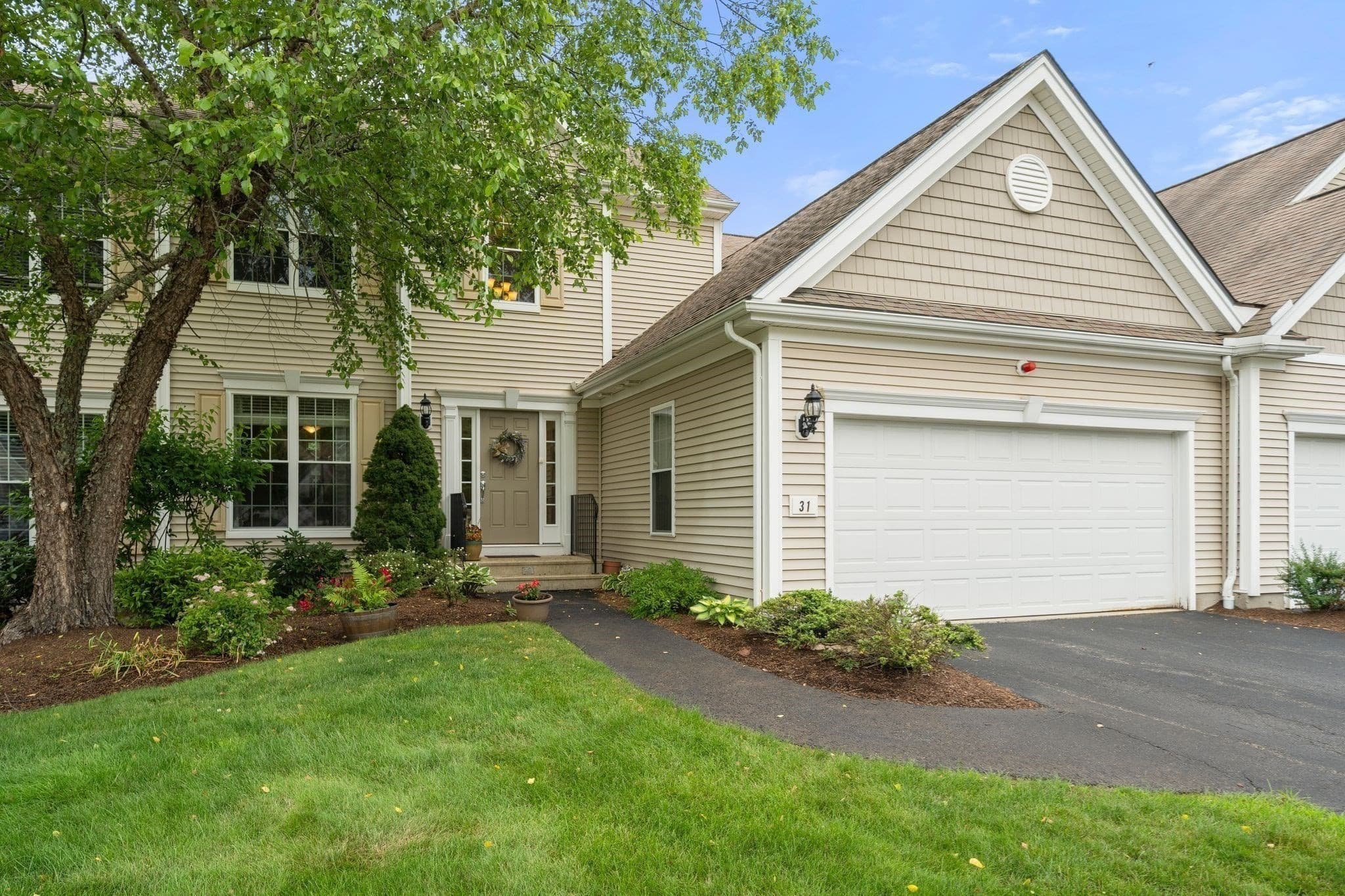 Condominium at 31 Stonebridge Dr # 31, Hanson MA 02341, Hanson, photo 30 of 42