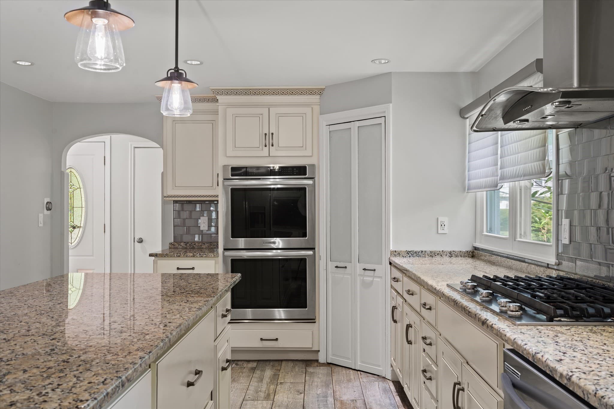 Single Family Residence at 270 Moreland St, Worcester MA 01609, Worcester, photo 10 of 42