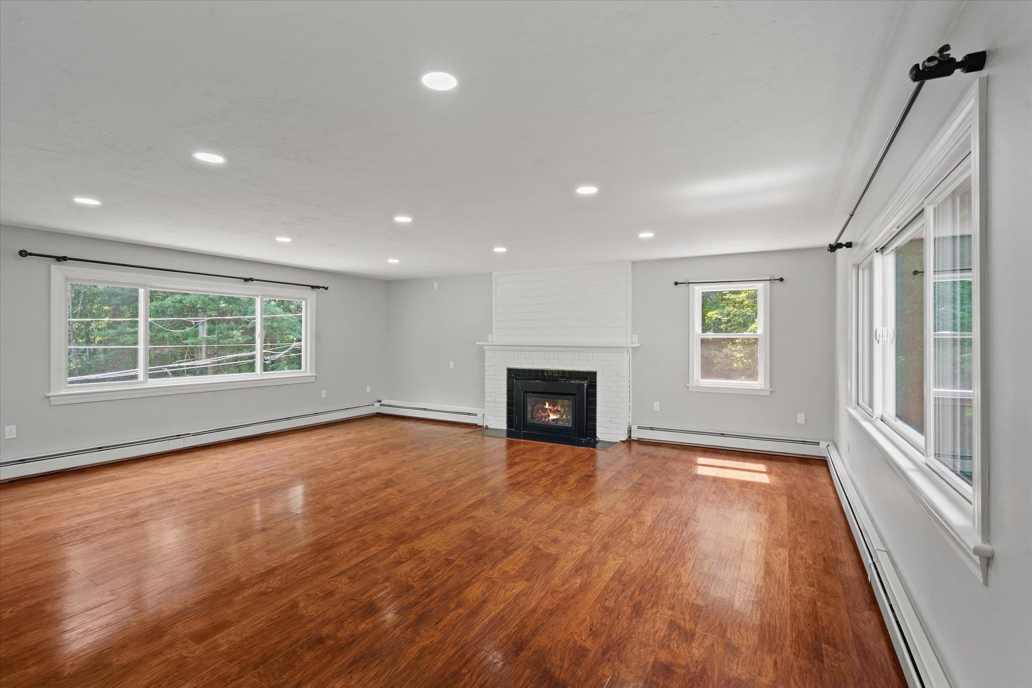 Single Family Residence at 270 Moreland St, Worcester MA 01609, Worcester, photo 18 of 42