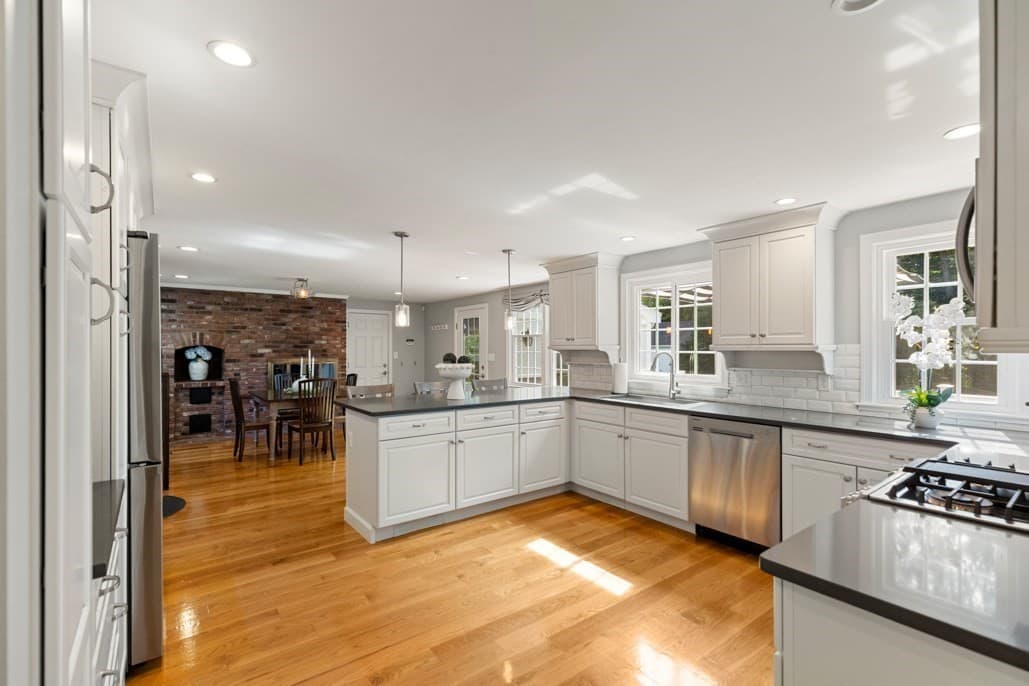 Single Family Residence at 24 Edgemere Rd, Lynnfield MA 01940, Lynnfield, photo 13 of 42
