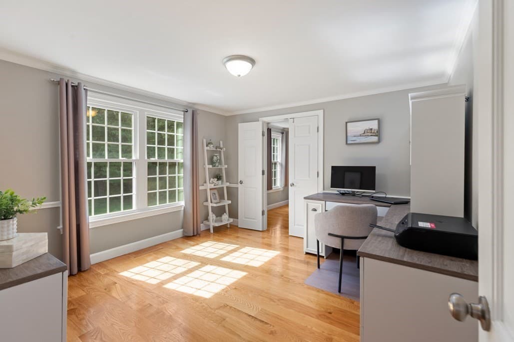 Single Family Residence at 24 Edgemere Rd, Lynnfield MA 01940, Lynnfield, photo 12 of 42