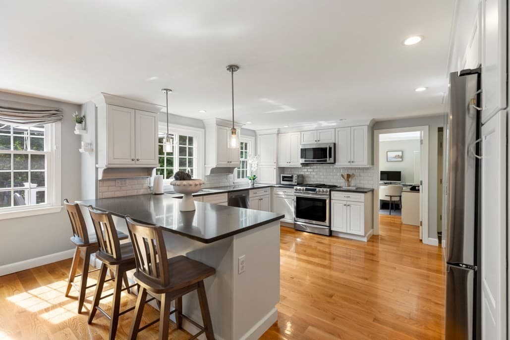 Single Family Residence at 24 Edgemere Rd, Lynnfield MA 01940, Lynnfield, photo 14 of 42