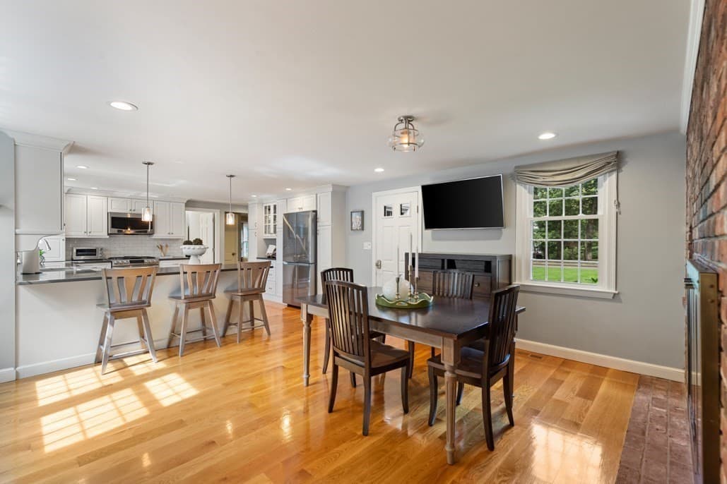 Single Family Residence at 24 Edgemere Rd, Lynnfield MA 01940, Lynnfield, photo 18 of 42