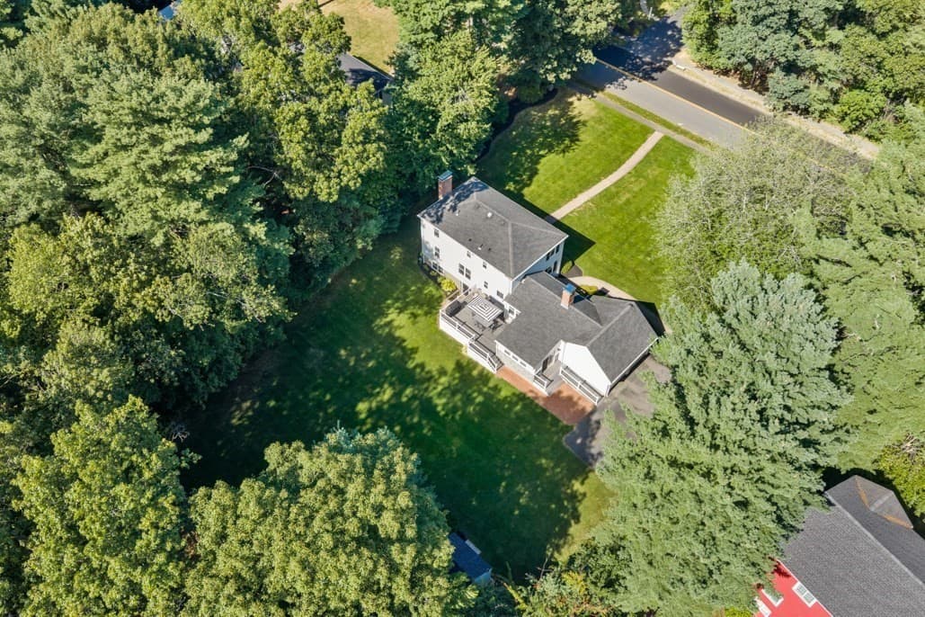 Single Family Residence at 24 Edgemere Rd, Lynnfield MA 01940, Lynnfield, photo 37 of 42