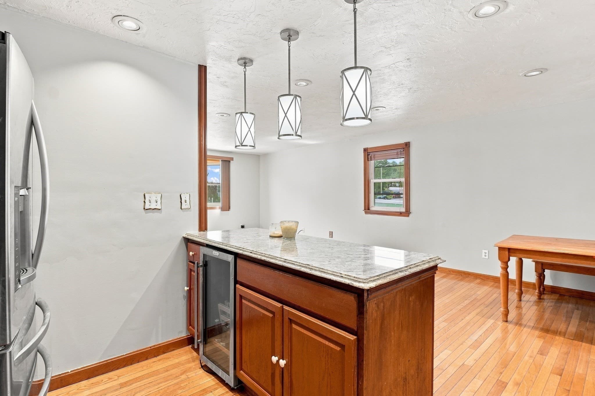Single Family Residence at 30 Parsons Hill Dr, Worcester MA 01603, Worcester, photo 6 of 34