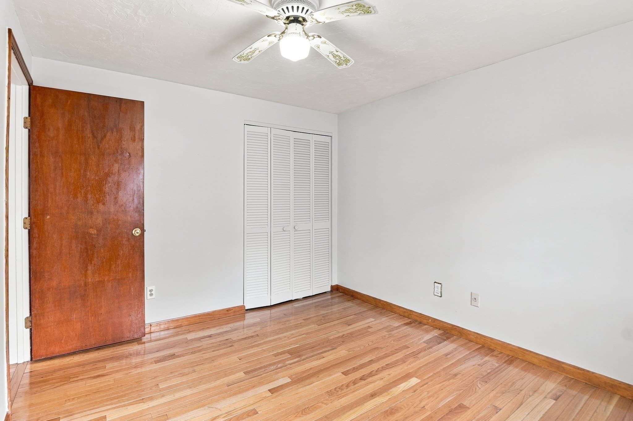 Single Family Residence at 30 Parsons Hill Dr, Worcester MA 01603, Worcester, photo 17 of 34