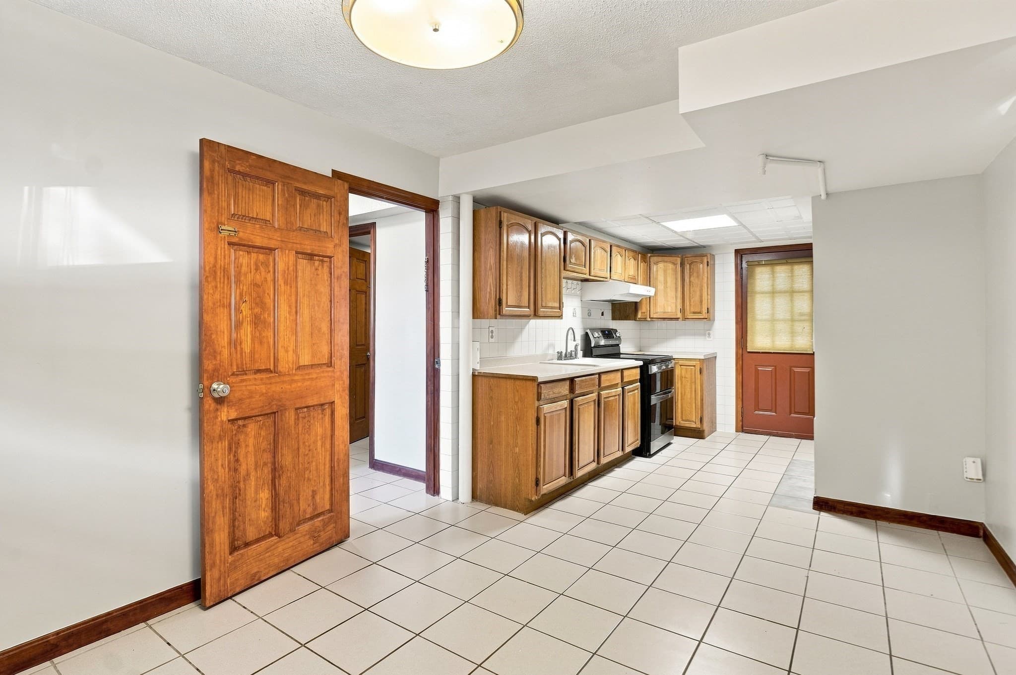 Single Family Residence at 30 Parsons Hill Dr, Worcester MA 01603, Worcester, photo 24 of 34
