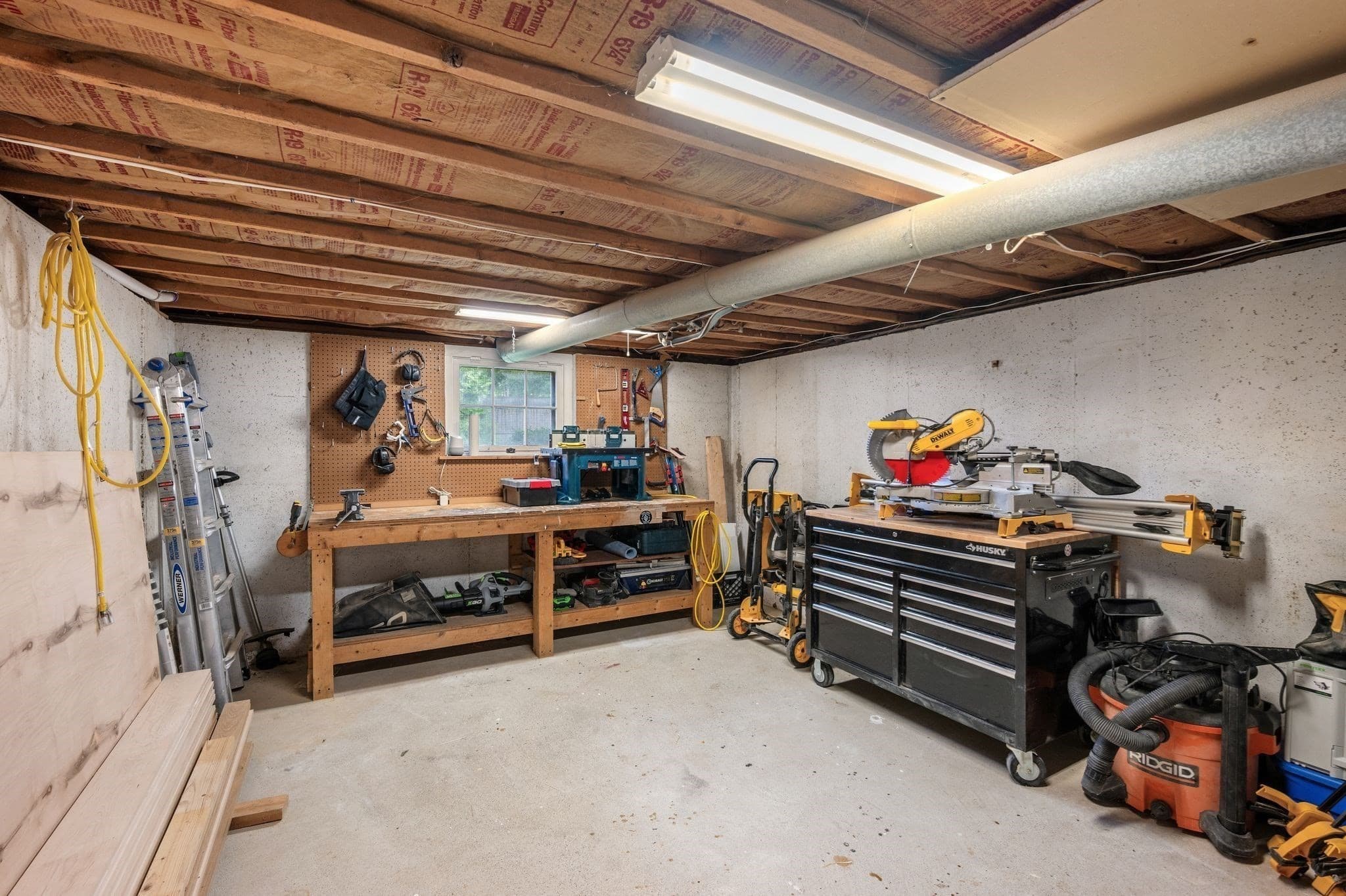 Single Family Residence at 32 Crescent Ave, Beverly MA 01915, Beverly, photo 35 of 41