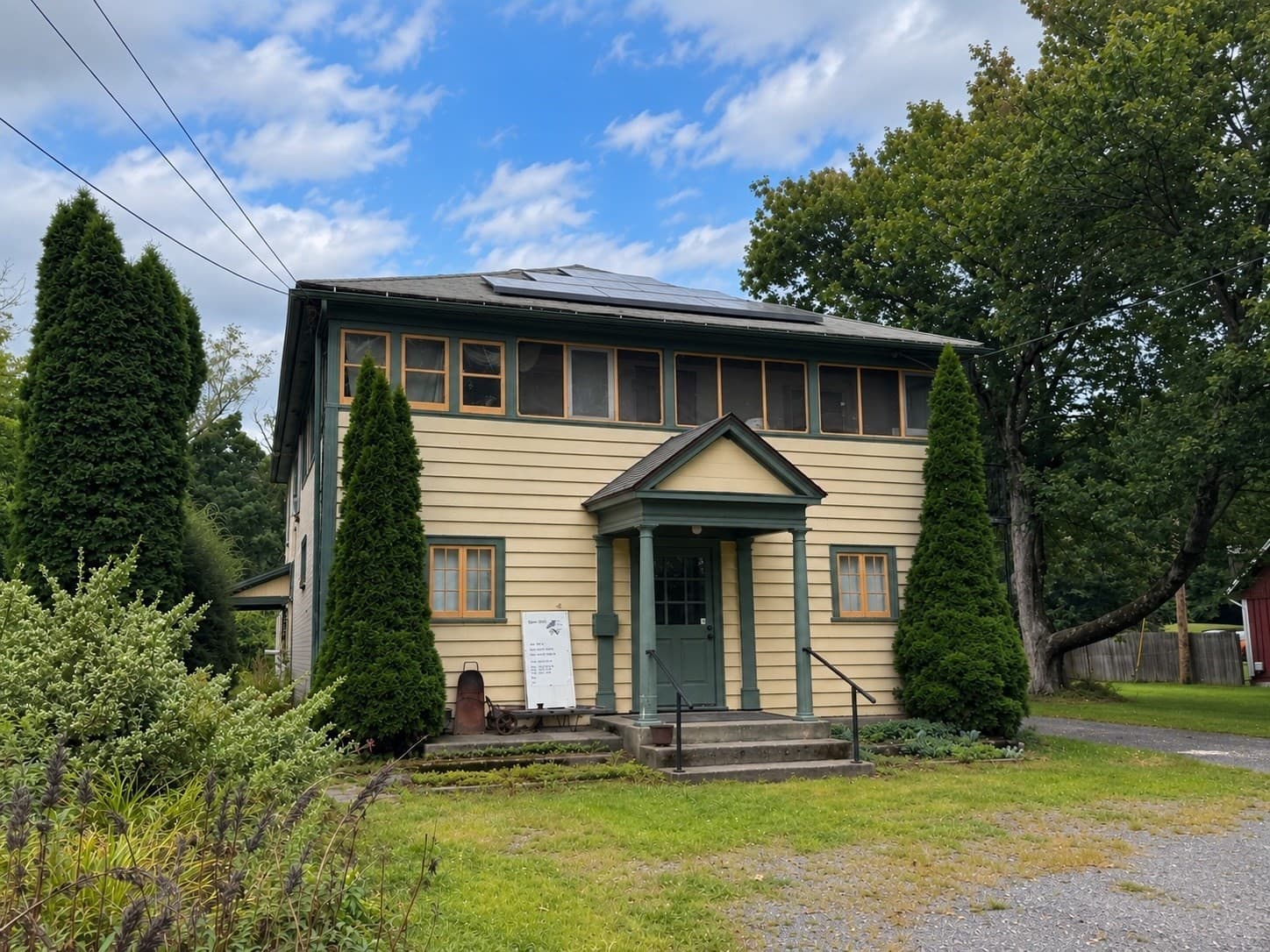 11 South Street, Bernardston MA 01337