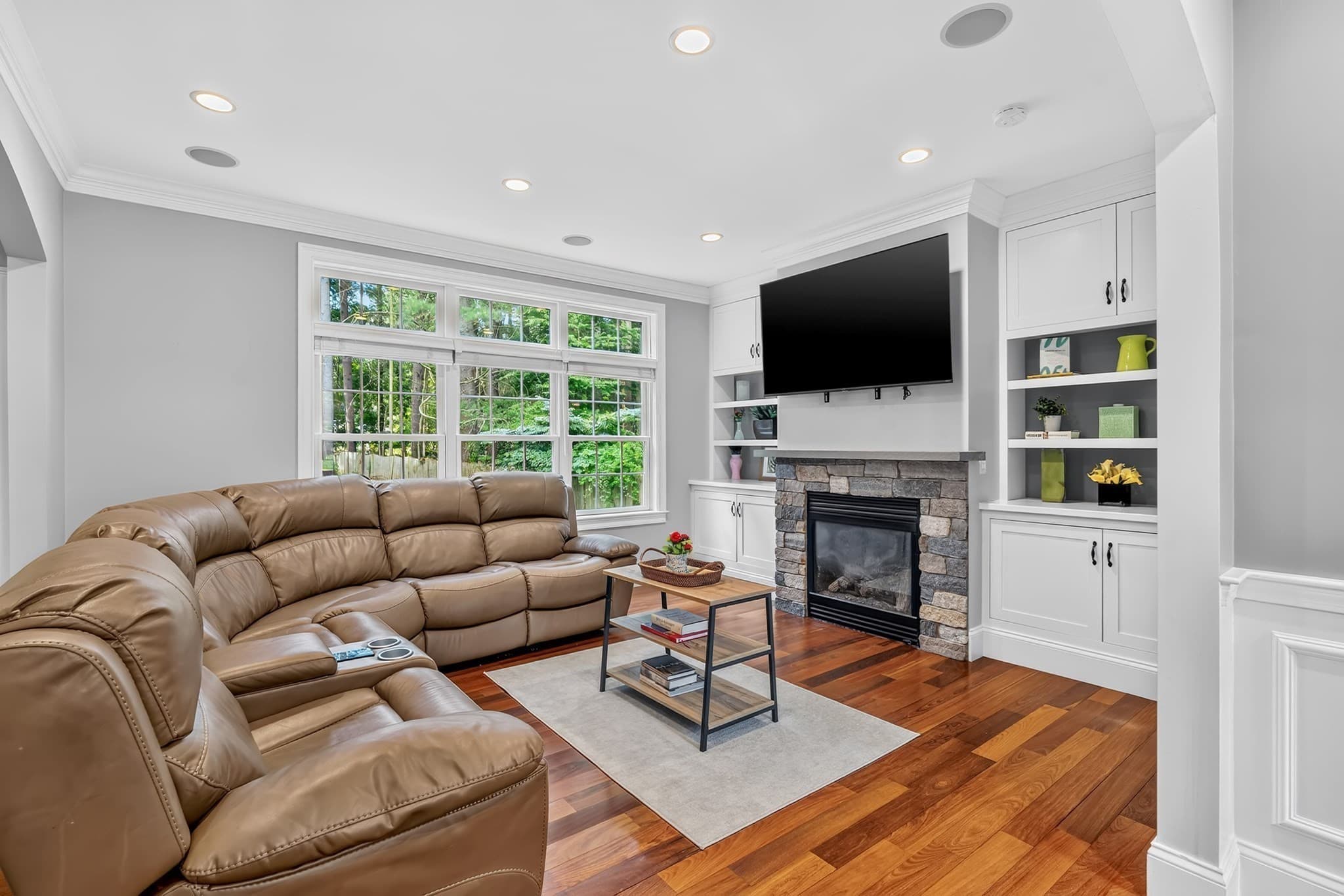 Single Family Residence at 9 Old Farm Circle, Wayland MA 01778, Wayland, photo 7 of 26