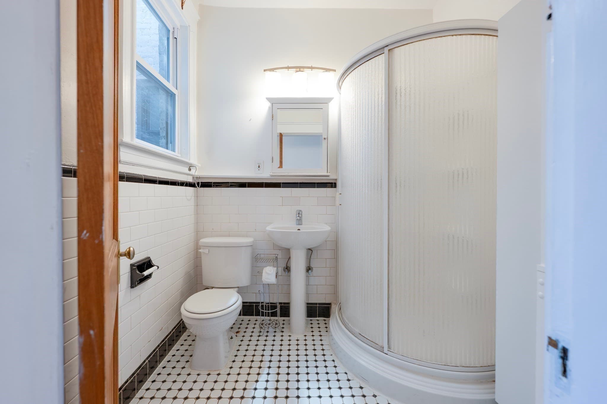 Condominium at 1269 Commonwealth Ave. # 11, Boston MA 02134, photo 9 of 14