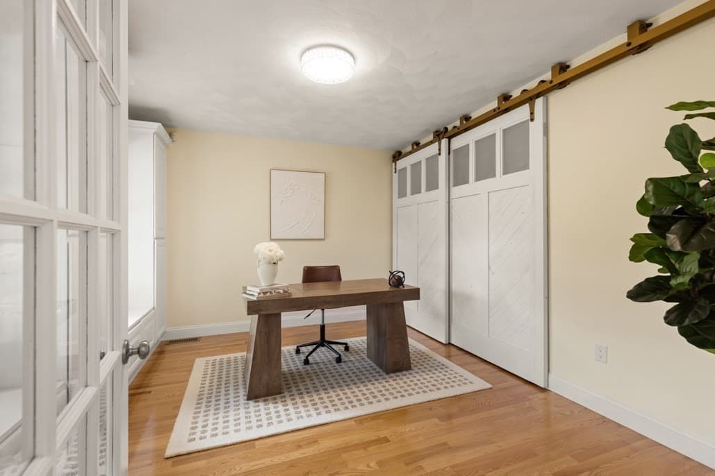 Single Family Residence at 5 Green Meadow Dr, Lynnfield MA 01940, Lynnfield, photo 22 of 42