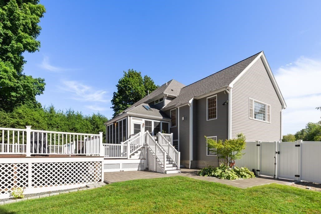 Single Family Residence at 5 Green Meadow Dr, Lynnfield MA 01940, Lynnfield, photo 36 of 42