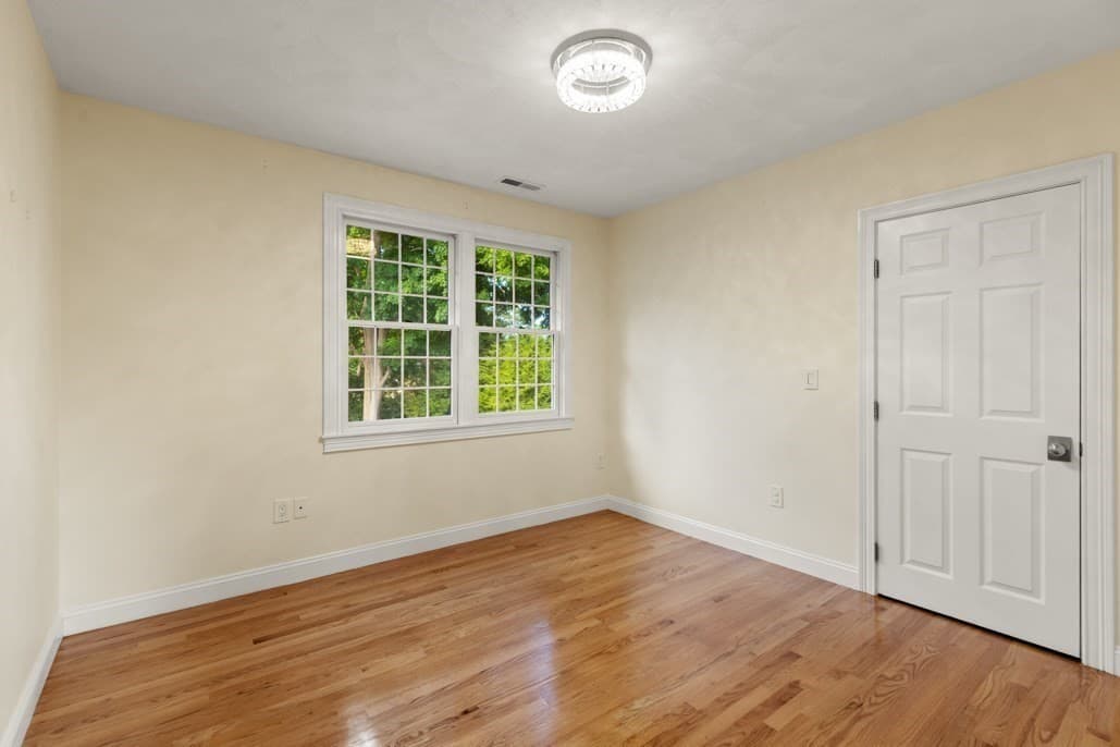 Single Family Residence at 5 Green Meadow Dr, Lynnfield MA 01940, Lynnfield, photo 28 of 42