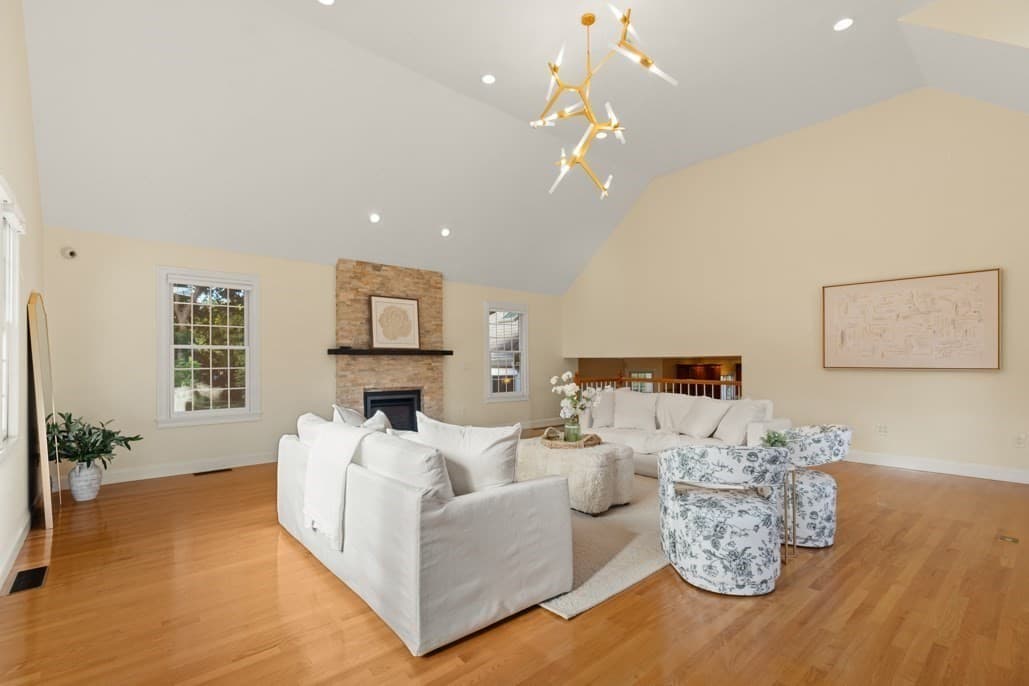 Single Family Residence at 5 Green Meadow Dr, Lynnfield MA 01940, Lynnfield, photo 20 of 42