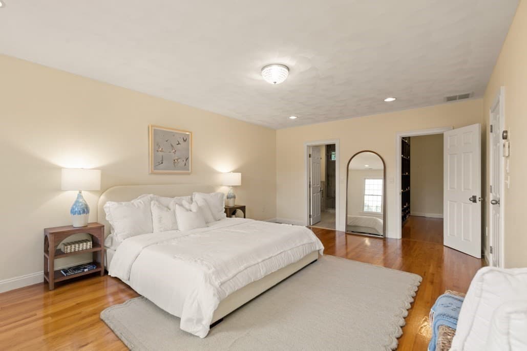 Single Family Residence at 5 Green Meadow Dr, Lynnfield MA 01940, Lynnfield, photo 24 of 42