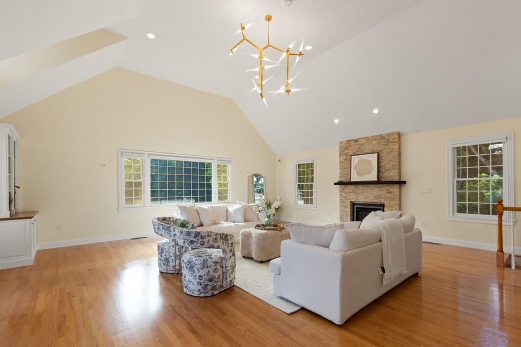 Single Family Residence at 5 Green Meadow Dr, Lynnfield MA 01940, Lynnfield, photo 19 of 42