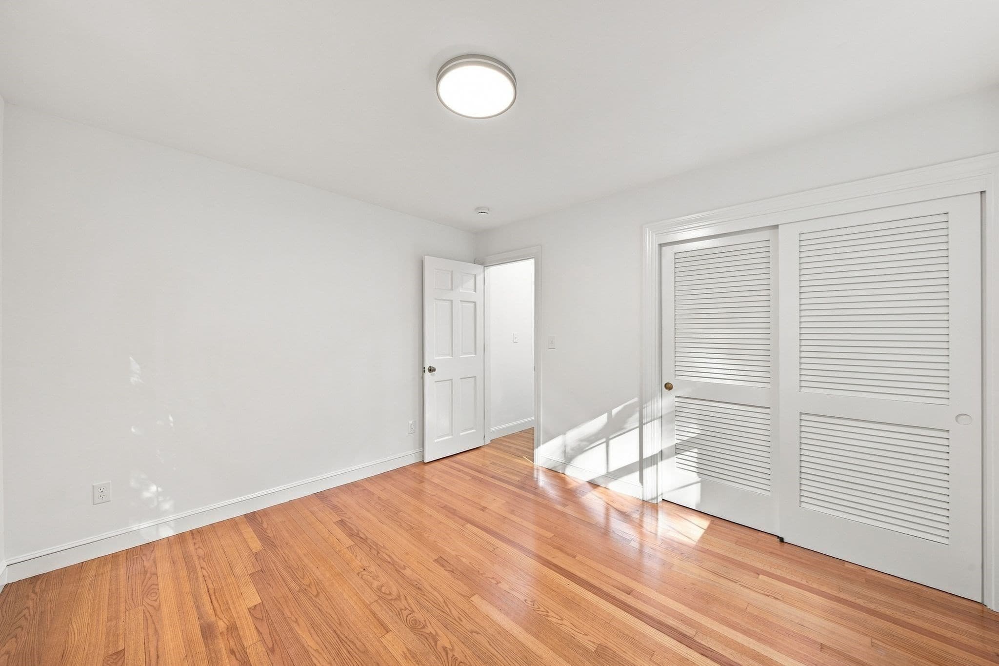 Single Family Residence at 23 Bradford Street, North Andover MA 01845, North Andover, photo 17 of 36