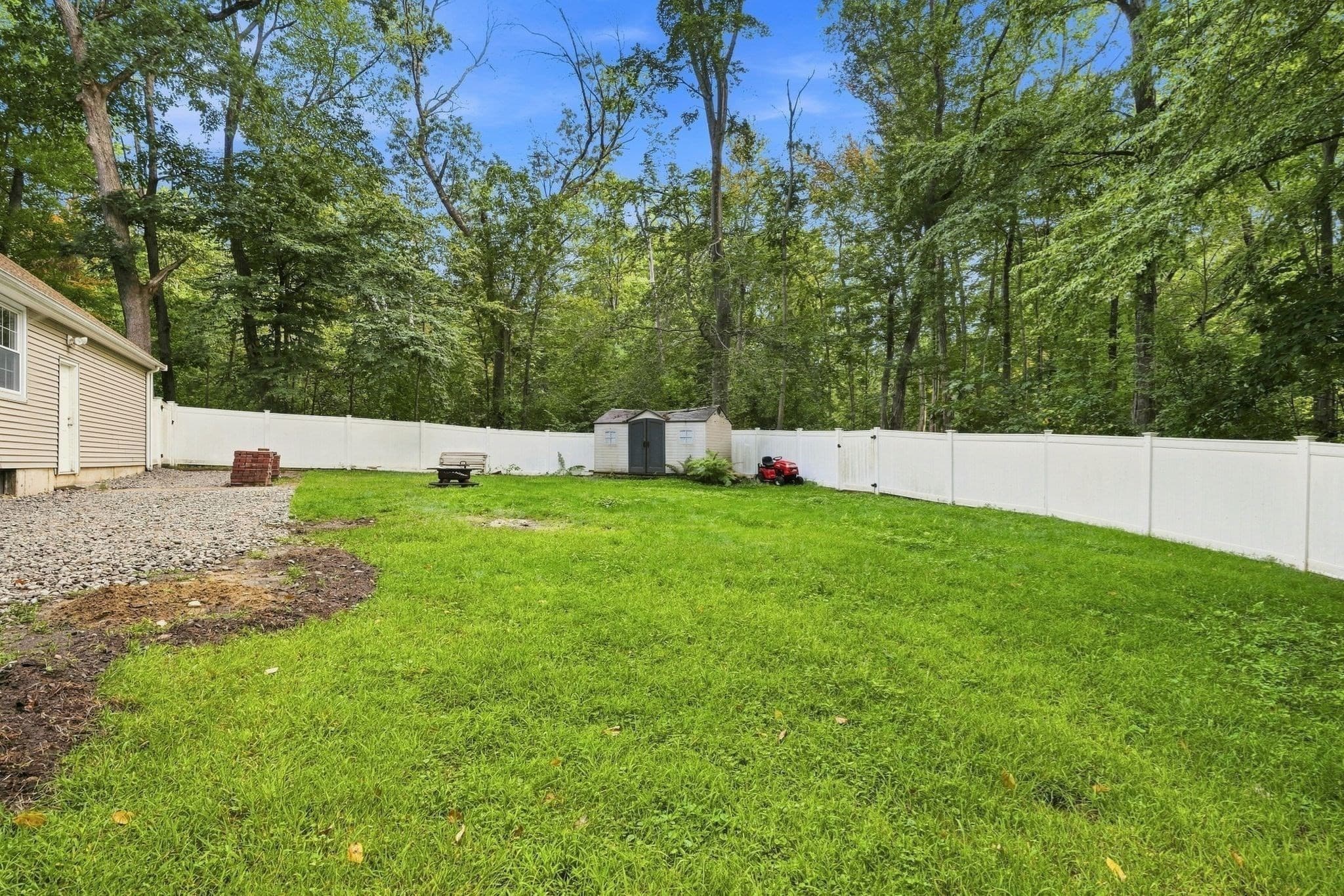 Single Family Residence at 23 Bradford Street, North Andover MA 01845, North Andover, photo 32 of 36