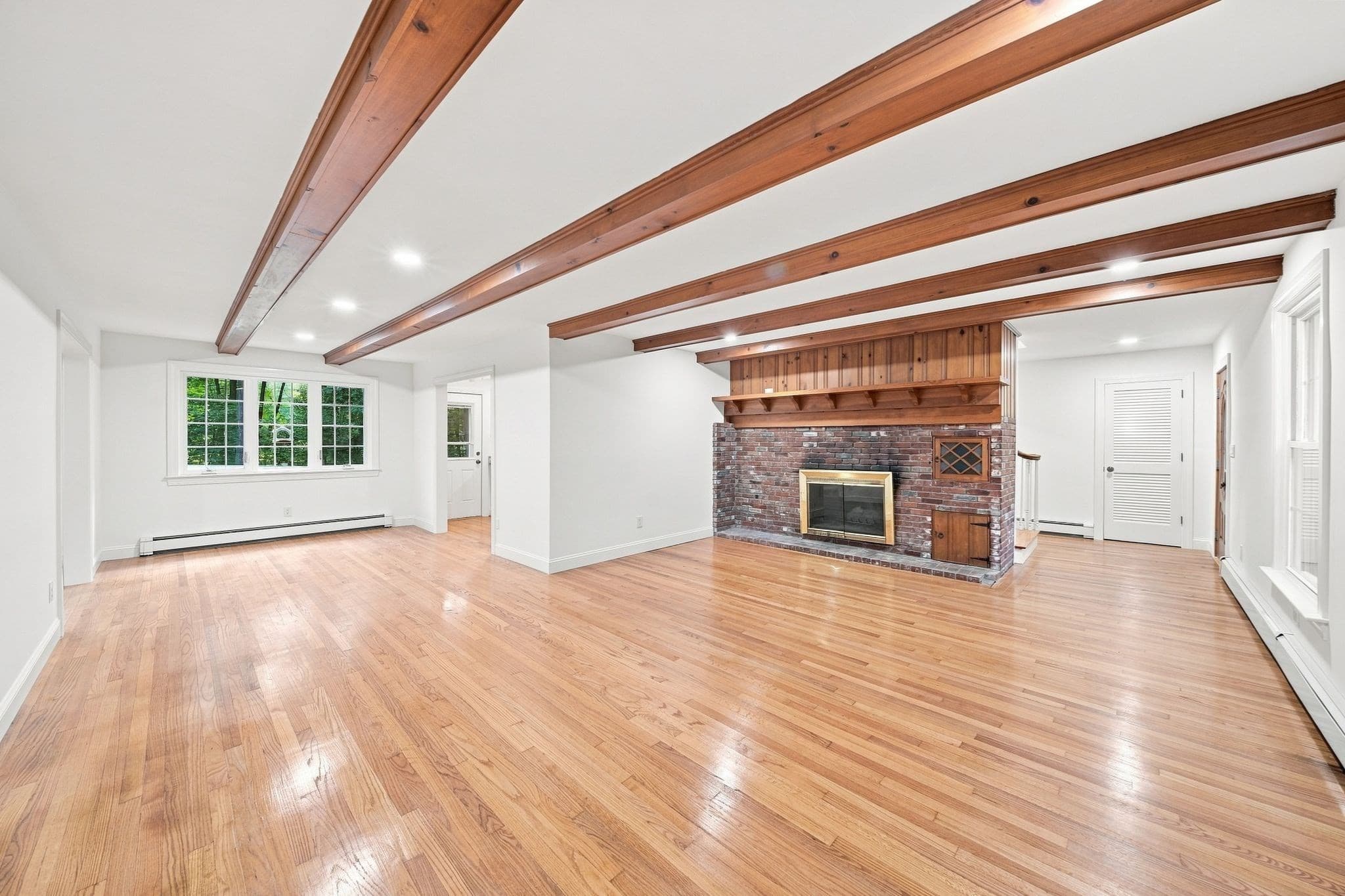 Single Family Residence at 23 Bradford Street, North Andover MA 01845, North Andover, photo 5 of 36