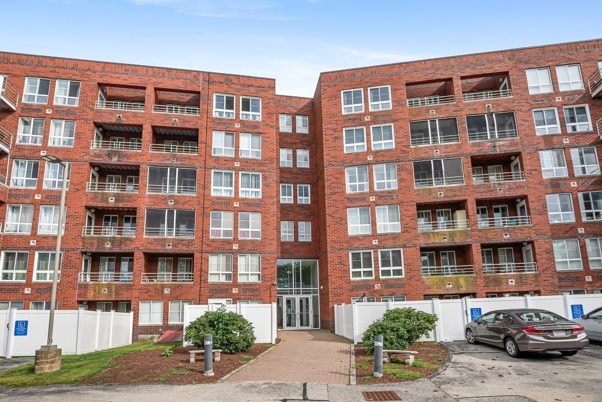 Condominium at 160 Burkhall St # 604, Weymouth MA 02190, Weymouth, photo 34 of 38