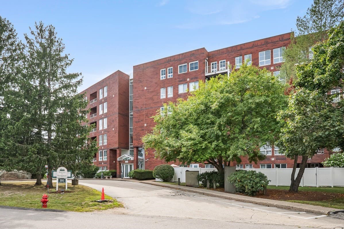 Condominium at 160 Burkhall St # 604, Weymouth MA 02190, Weymouth, photo 37 of 38