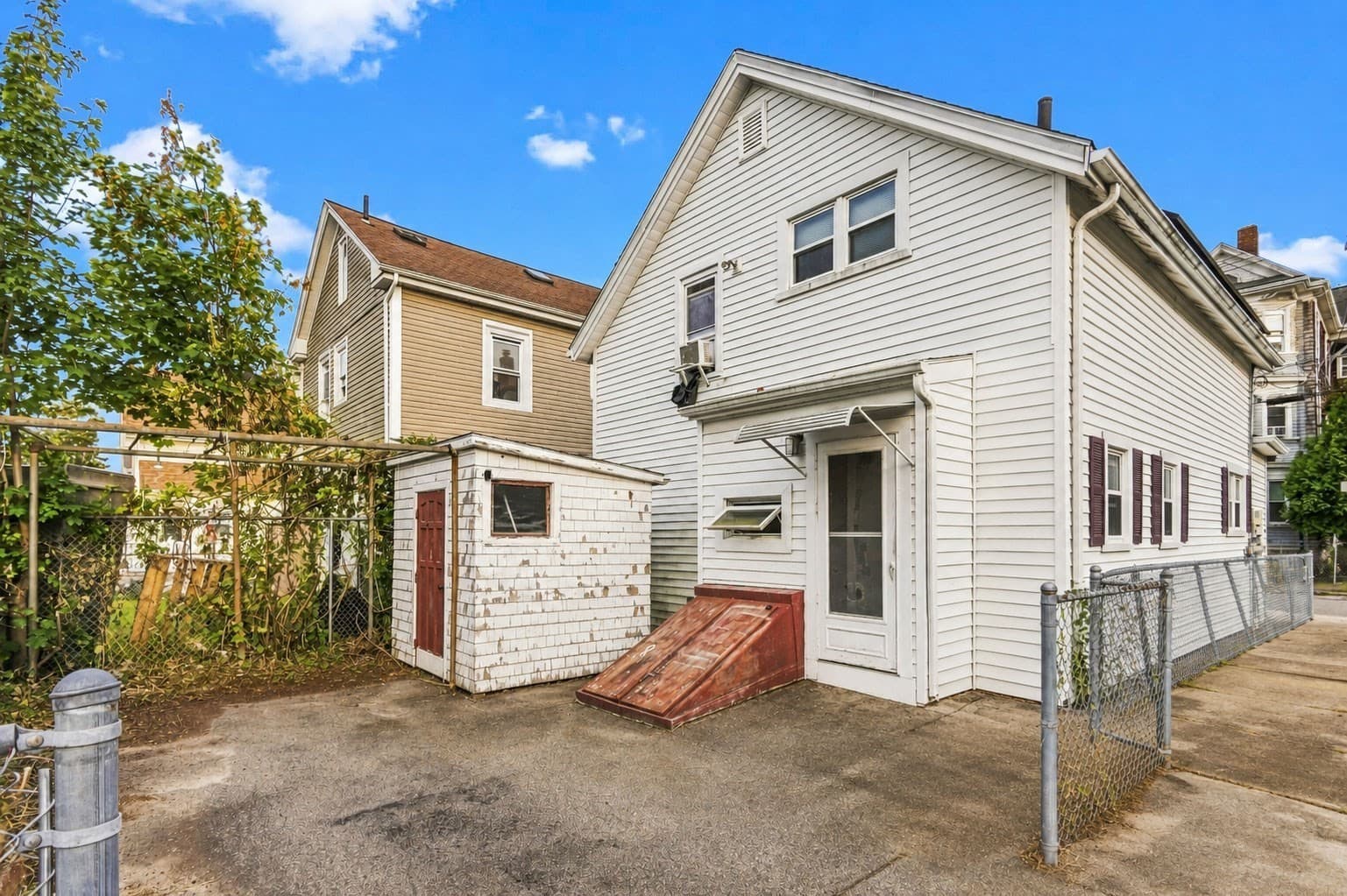 Single Family Residence at 257 Austin St, New Bedford MA 02740, New Bedford, photo 20 of 22