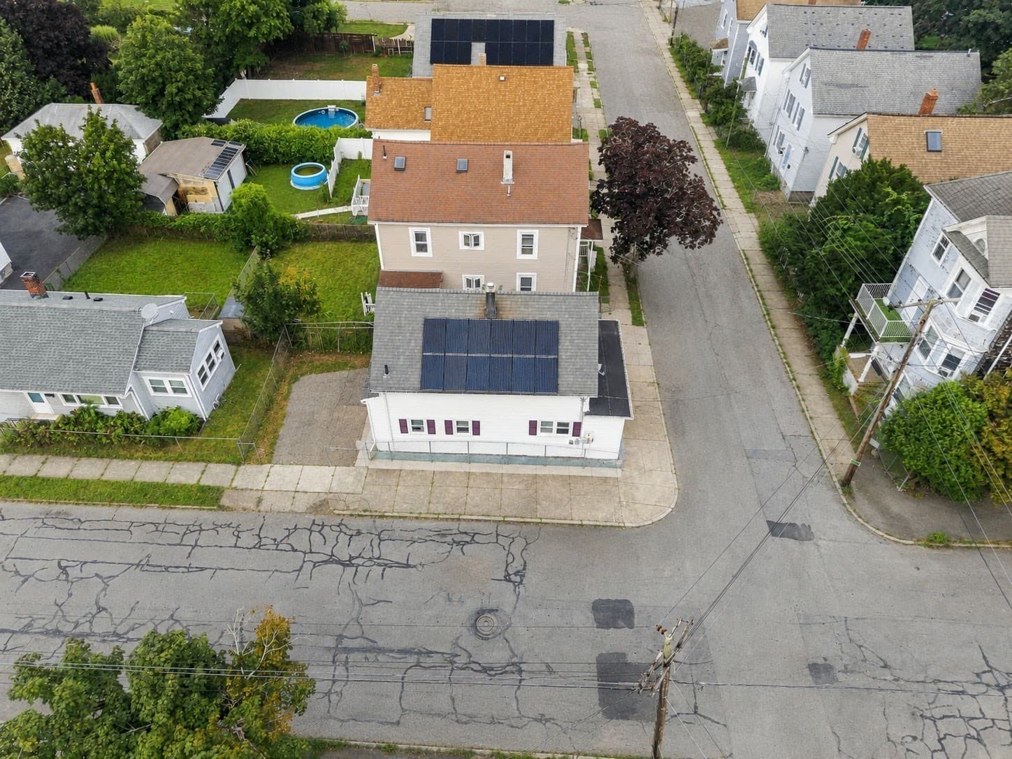 Single Family Residence at 257 Austin St, New Bedford MA 02740, New Bedford, photo 18 of 22