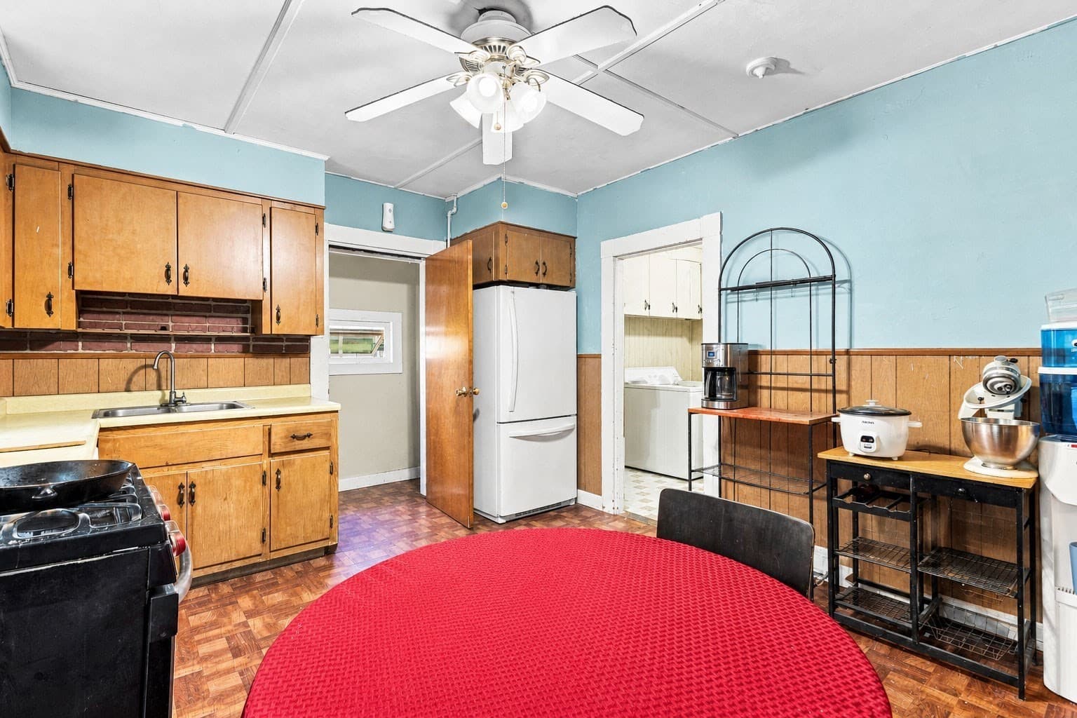 Single Family Residence at 257 Austin St, New Bedford MA 02740, New Bedford, photo 8 of 22