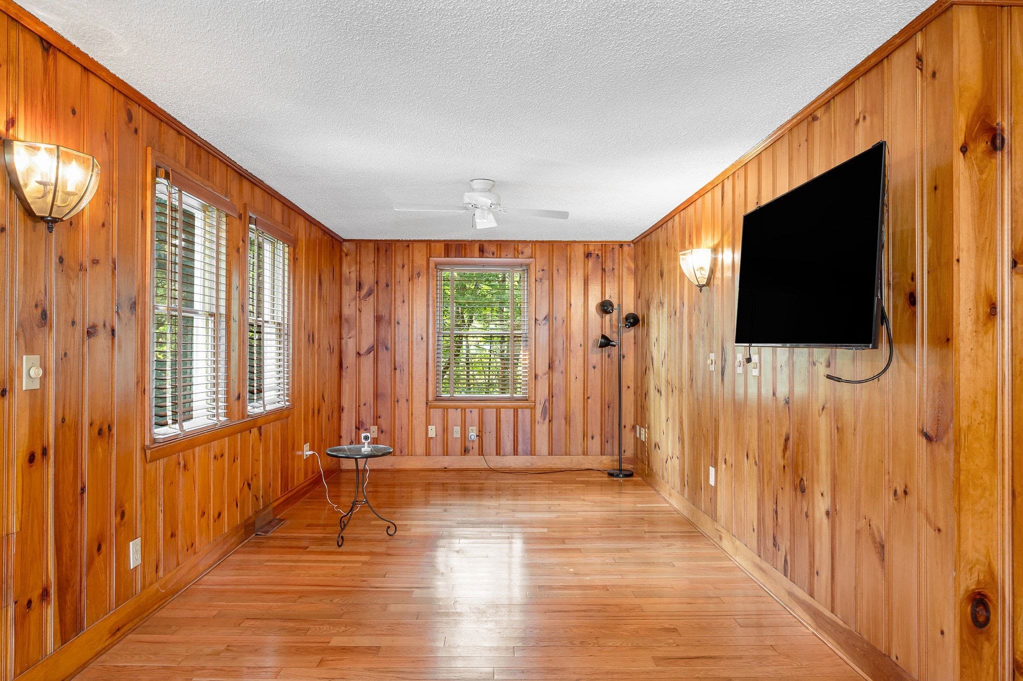Single Family Residence at 186 South Rd, Bedford MA 01730, Bedford, photo 7 of 31