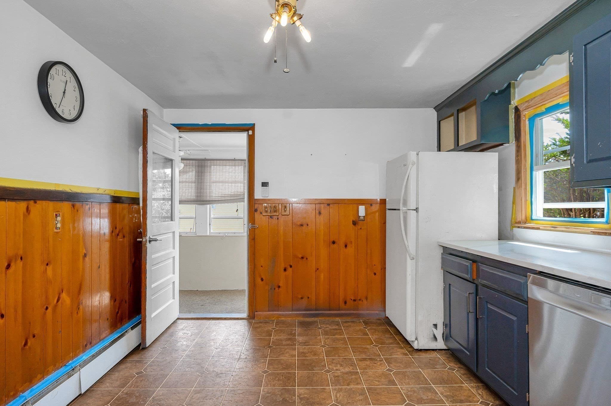 Single Family Residence at 113 Halley Rd, Lowell MA 01854, Lowell, photo 13 of 34