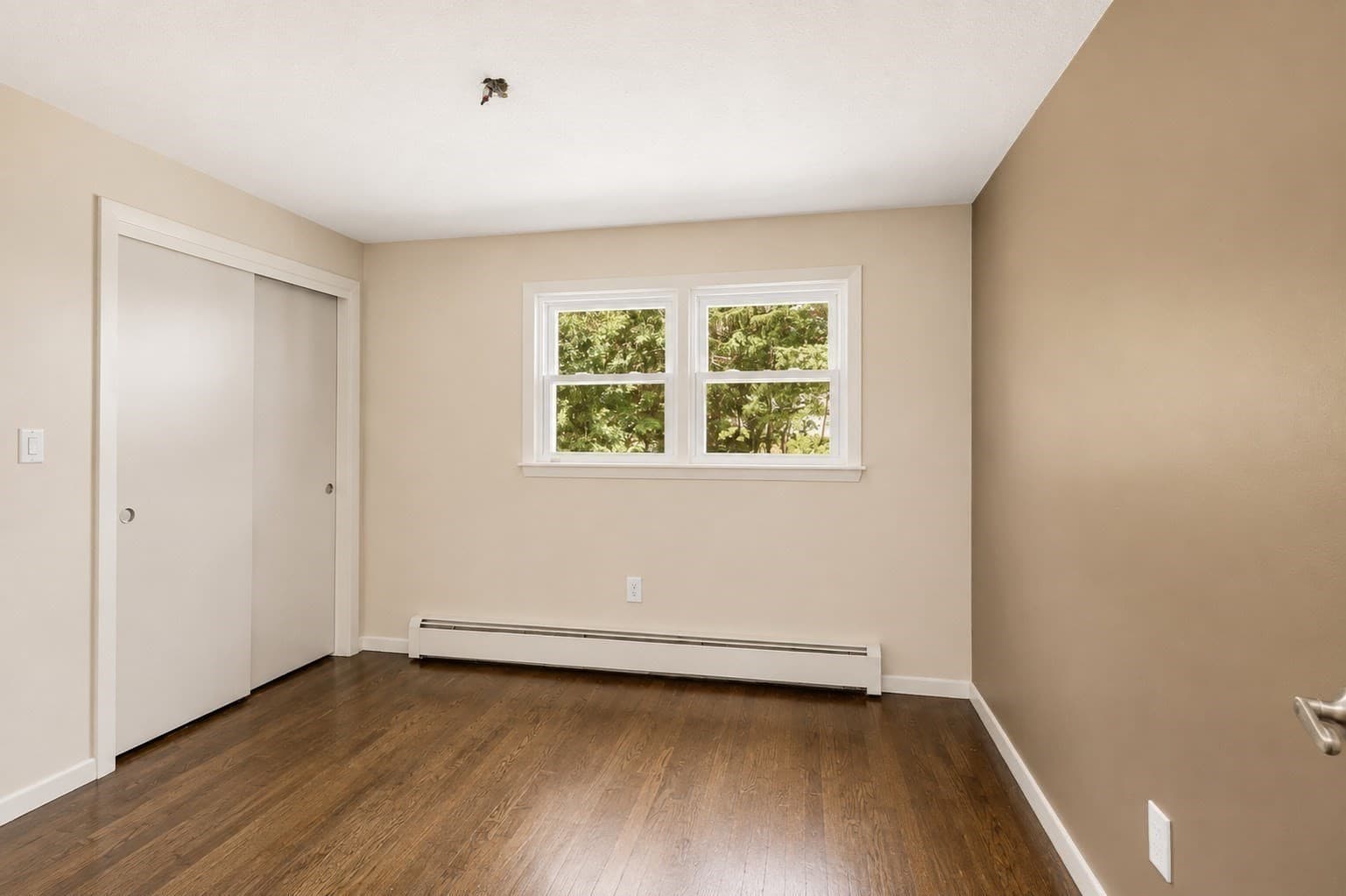 Single Family Residence at 113 Halley Rd, Lowell MA 01854, Lowell, photo 17 of 34