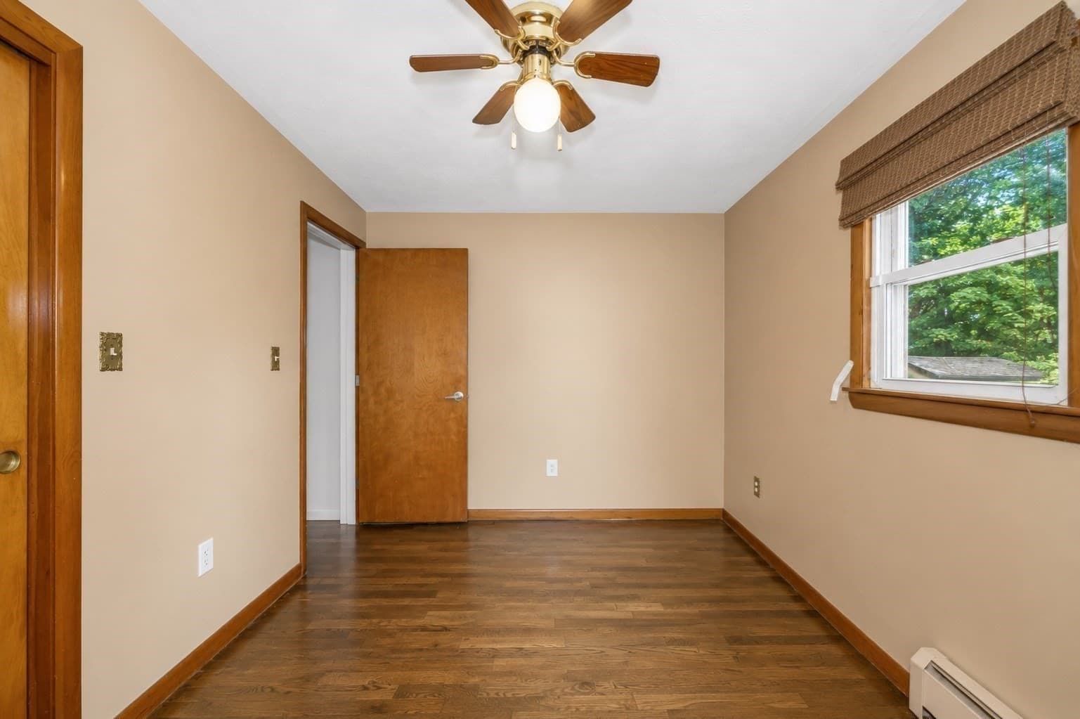 Single Family Residence at 113 Halley Rd, Lowell MA 01854, Lowell, photo 16 of 34
