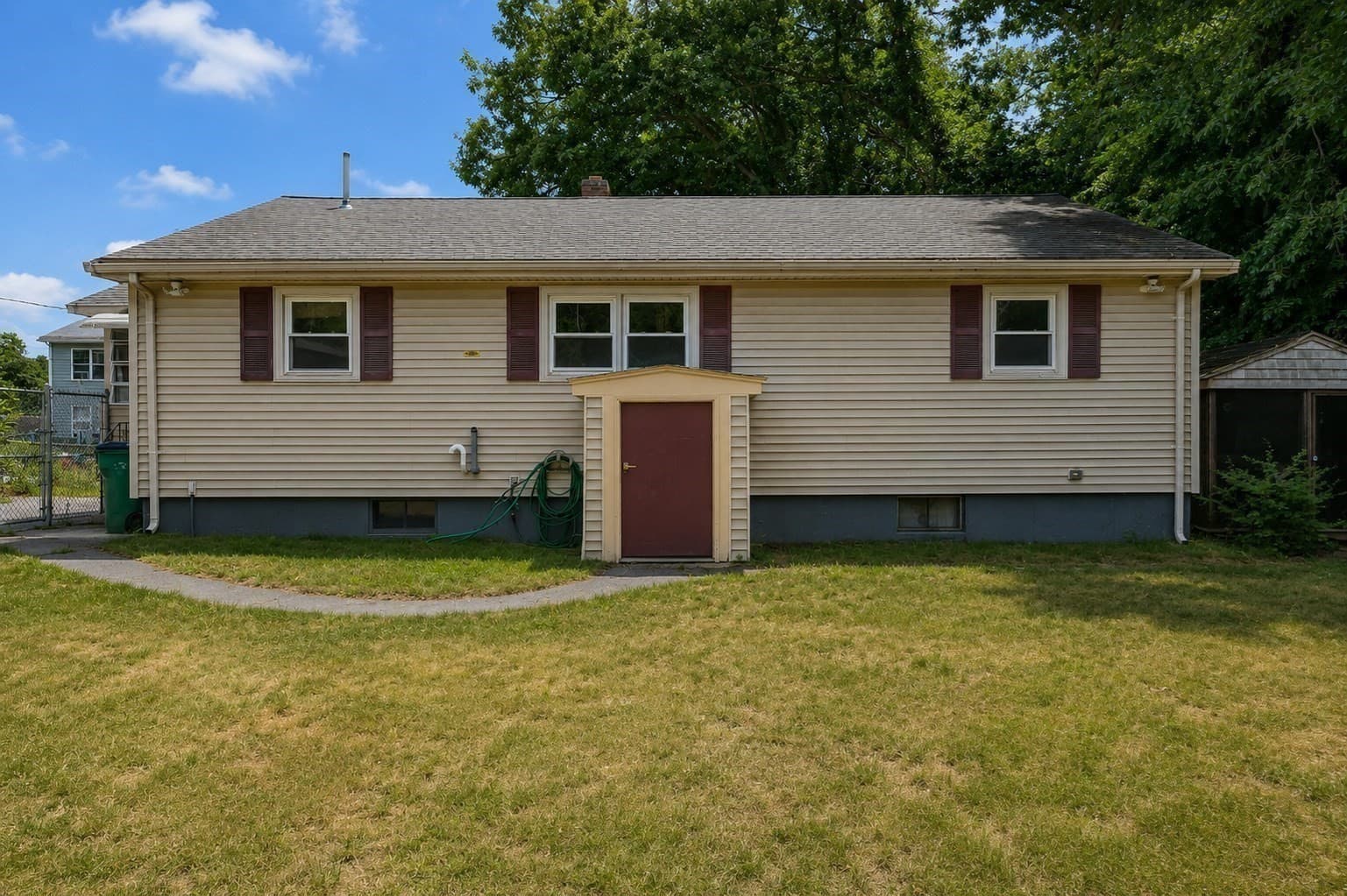 Single Family Residence at 113 Halley Rd, Lowell MA 01854, Lowell, photo 30 of 34