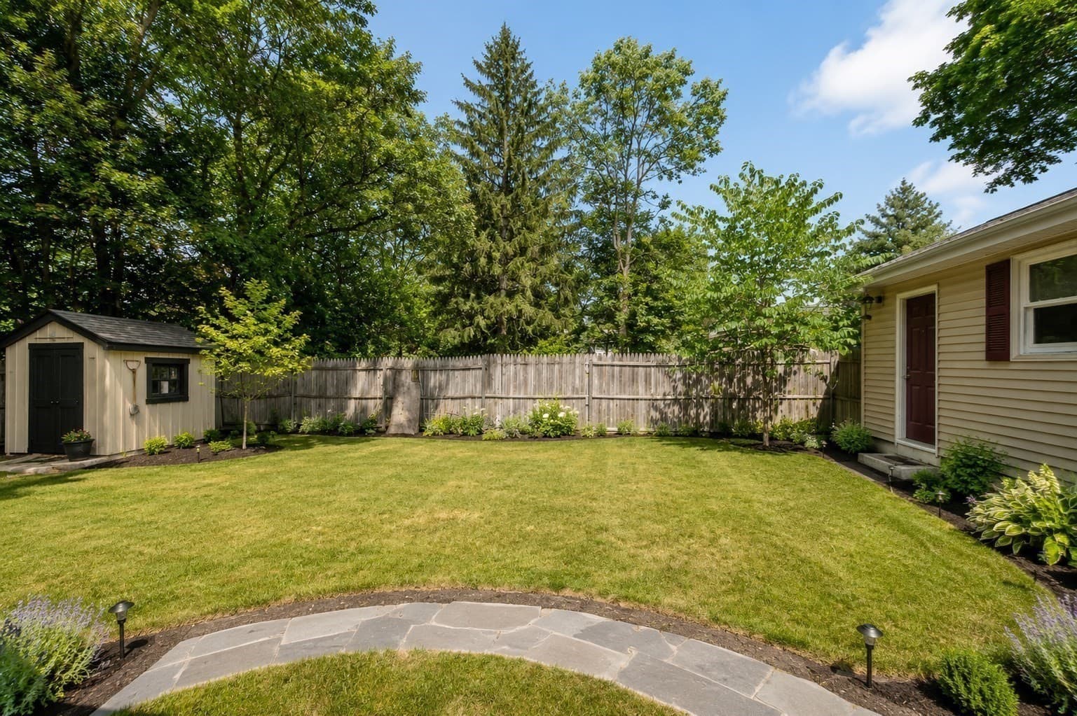Single Family Residence at 113 Halley Rd, Lowell MA 01854, Lowell, photo 34 of 34