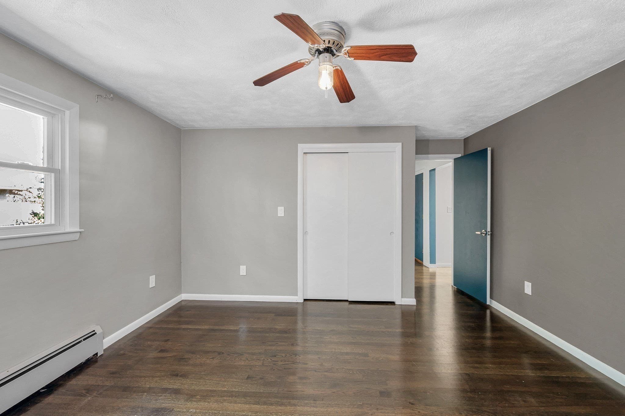 Single Family Residence at 113 Halley Rd, Lowell MA 01854, Lowell, photo 11 of 34