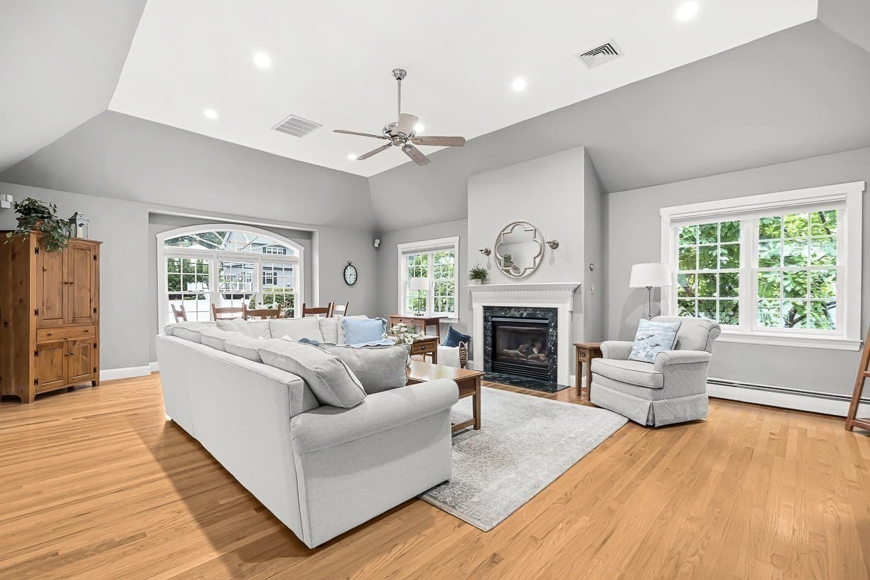 Single Family Residence at 4 Churchill Road, Winchester MA 01890, Winchester, photo 2 of 42