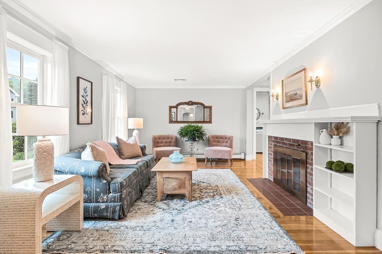 Single Family Residence at 4 Churchill Road, Winchester MA 01890, Winchester, photo 13 of 42